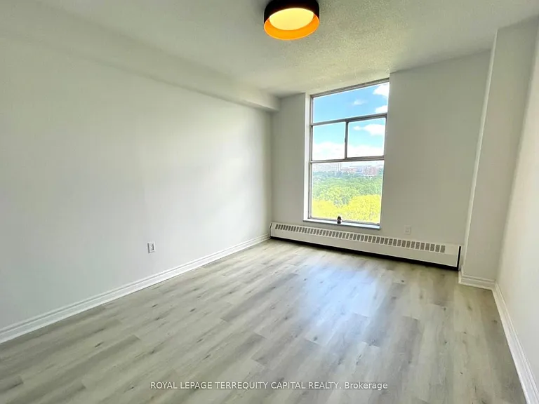345 Driftwood Ave #1109 — Photo 8