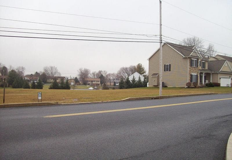 2nd image of 71 Clay School Rd