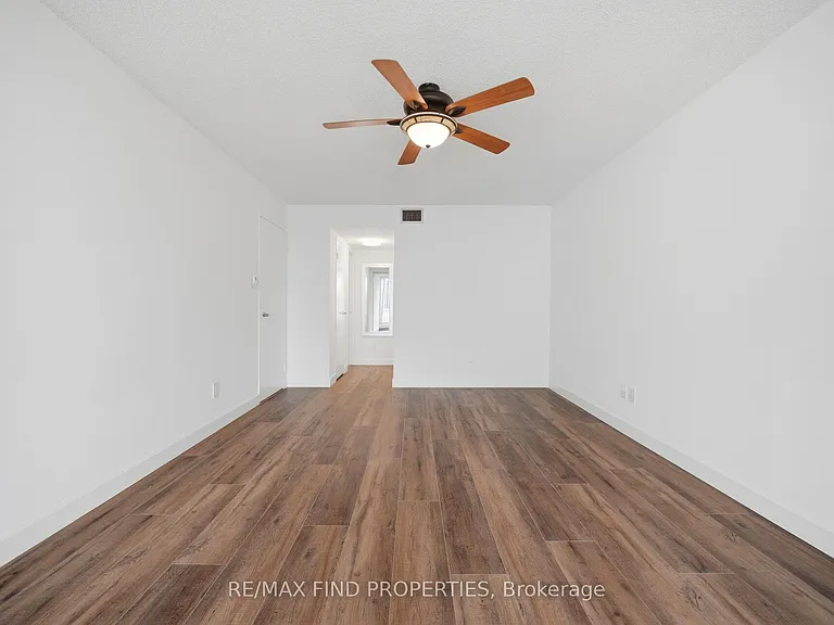 30 Wellington St E #901 — Photo 34