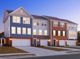 6013 W Stonepath Garden Dr, Chester, VA 23831