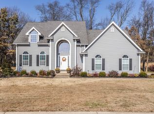2206 W Meadowland Dr, Rockport, IN 47635