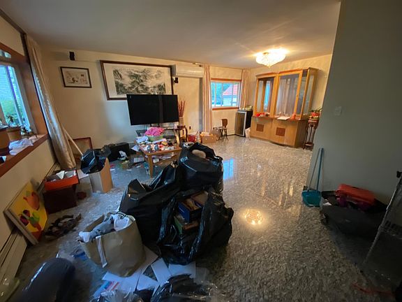 3rd image of 5611 228th St