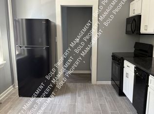 250 S 6th St #1F, Reading, PA 19602