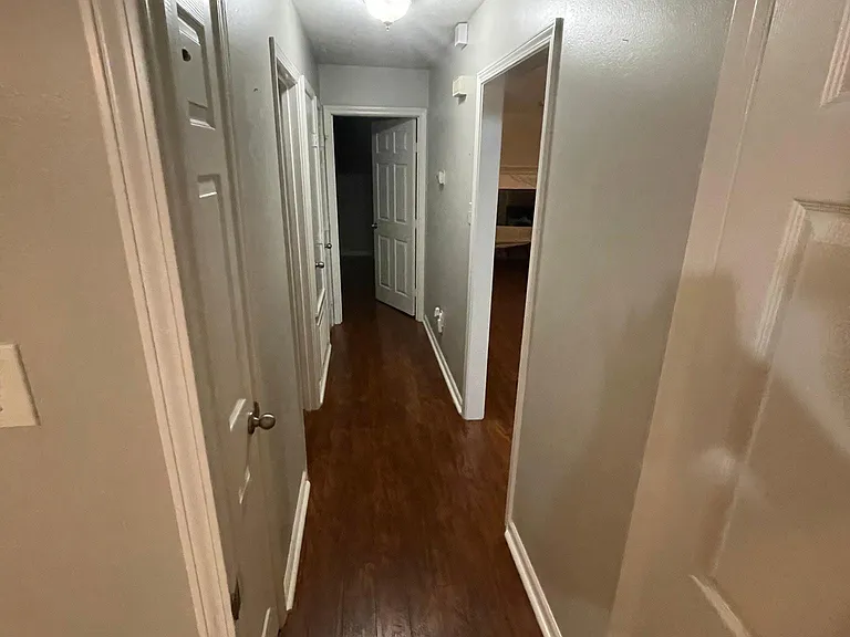 1717 Point West Dr — Photo 57