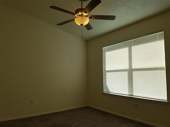 4th image of 1310 Summerwood Ln