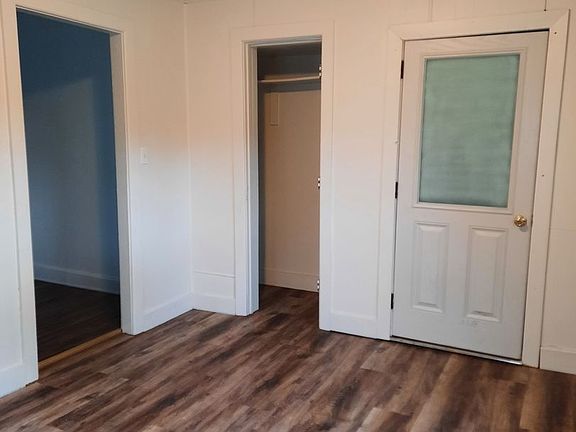 2nd image of 520 E Philadelphia St #1