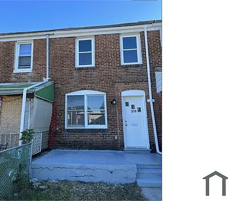 319 Pine St