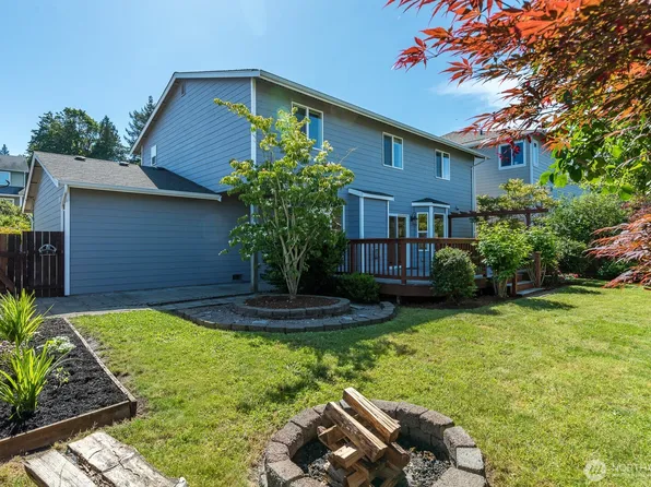 8 80th Drive NE, Lake Stevens, WA 98258