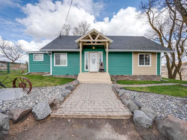 752 Thornton Bypass Rd, Thornton, WA 99176