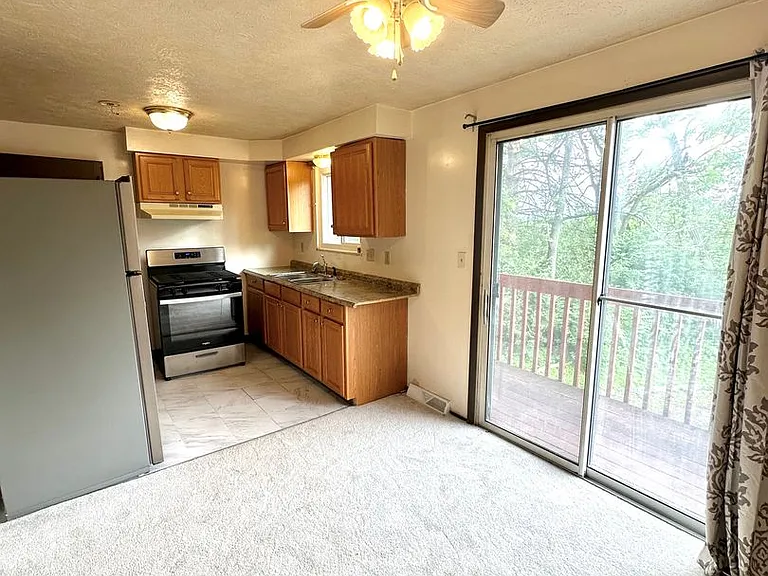 3830 Lebanon Church Rd — Photo 3