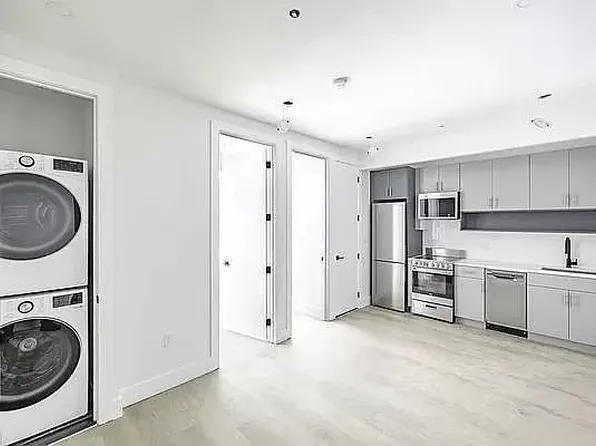 279 S 2nd St Floor 3, Brooklyn, NY 11211