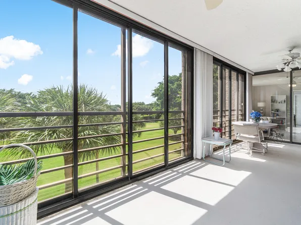 7572 Regency Lake Drive #401, Boca Raton, FL 33433