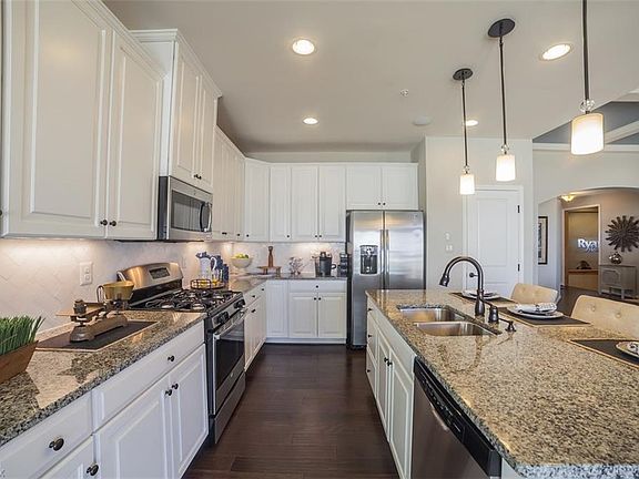 5th image of 5538 Boucher Cir