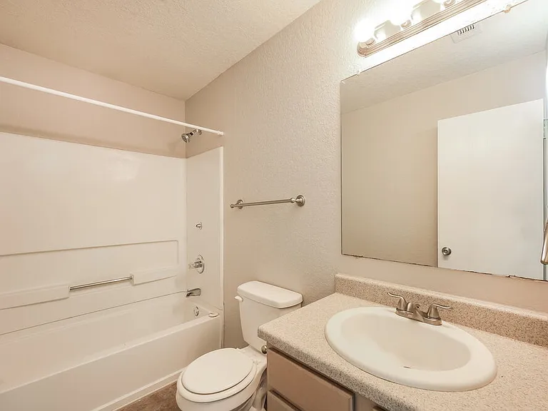 4943 Mesa Bonita — Photo 16