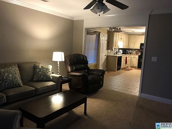 3rd image of 220 Hathaway Ln