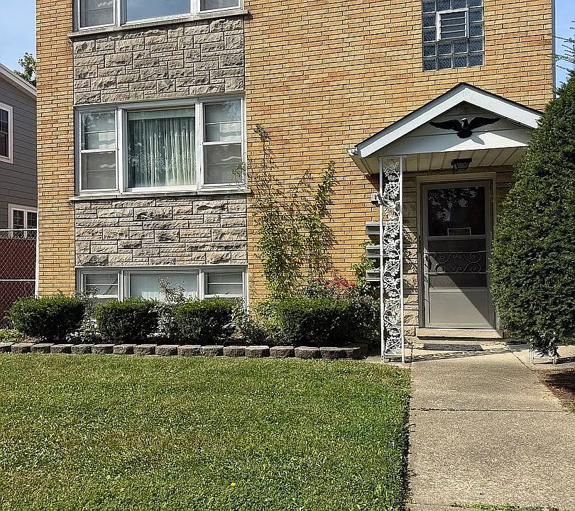 1st image of 1712 N 35th Ave APT 1