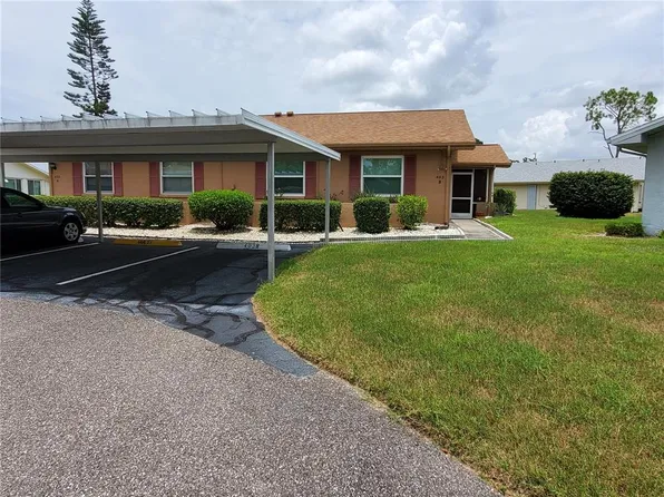 403 Finchley Ct Unit B, Sun City Center, FL 33573