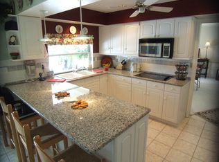 327 Oak Hill Dr, Altamonte Springs, FL 32701