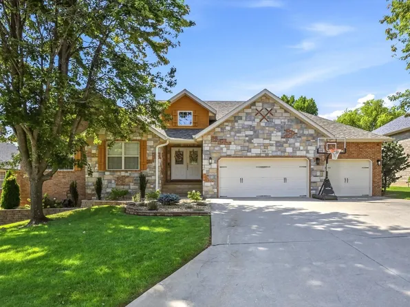 848 E Country Ridge Street, Nixa, MO 65714