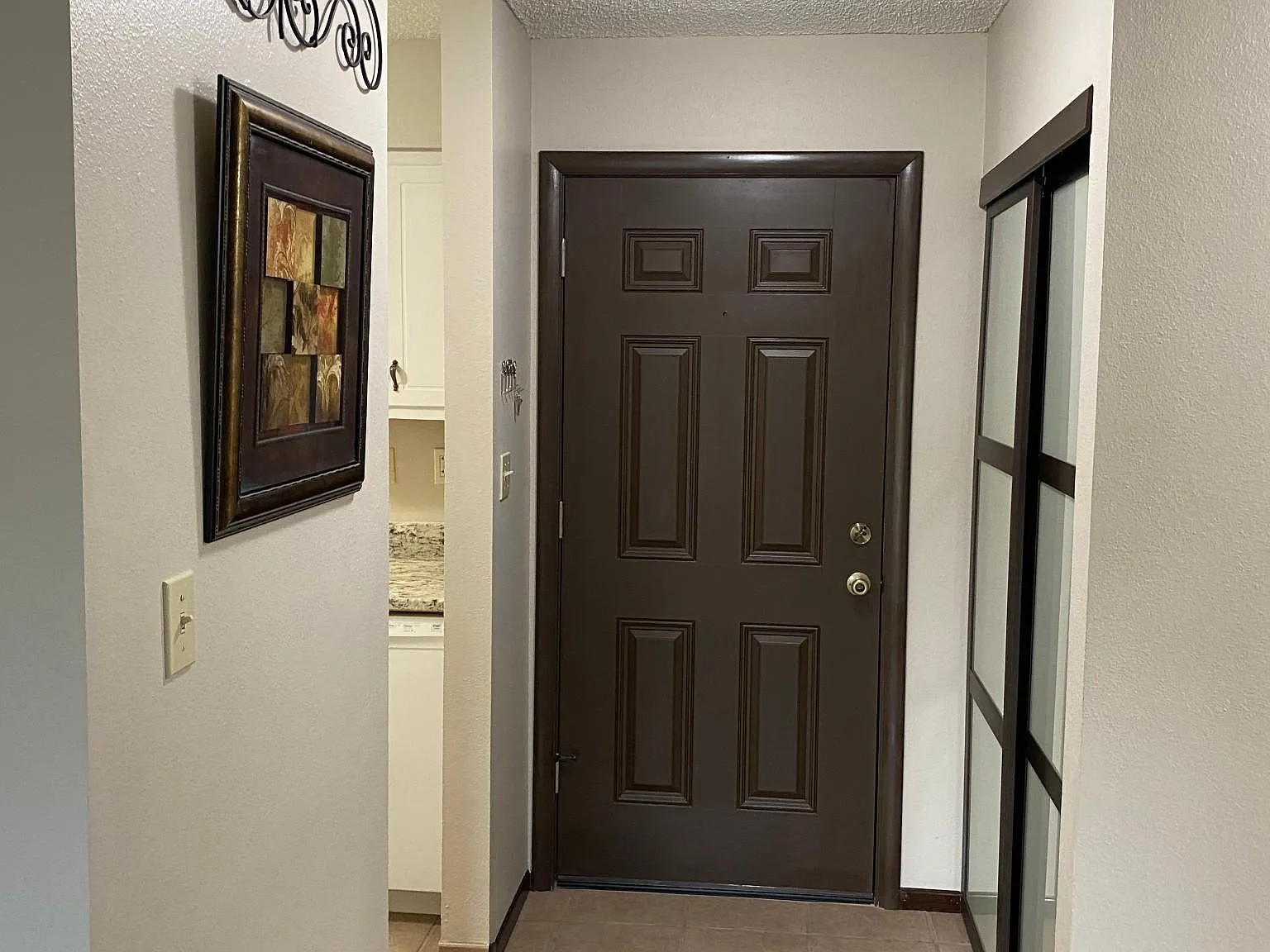 1 bed, 740 sqft, $1,100 — Photo 3