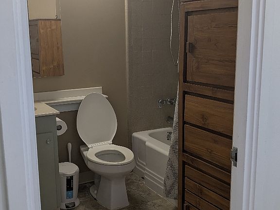 5th image of 1550 Rycroft St APT 105