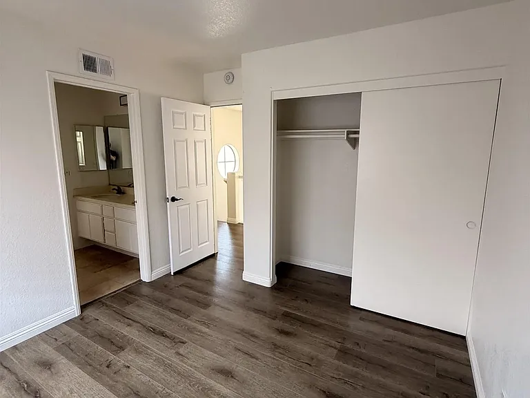 11347 Paul Barwick Ct — Photo 14