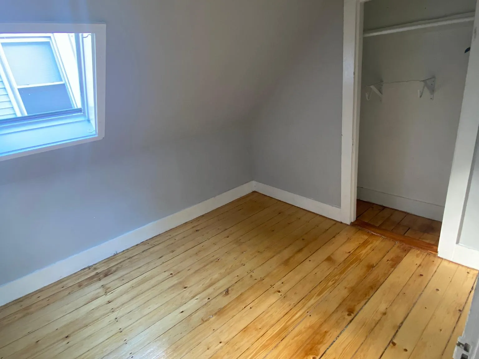 36 Hampshire St — Photo 3