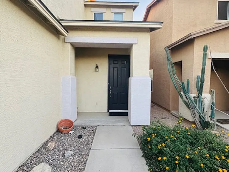 8455 N Placita De La Manzana — Photo 21