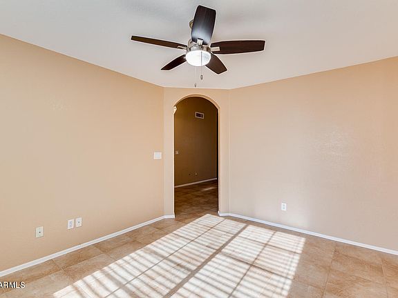 5th image of 3438 E Glenhaven Dr