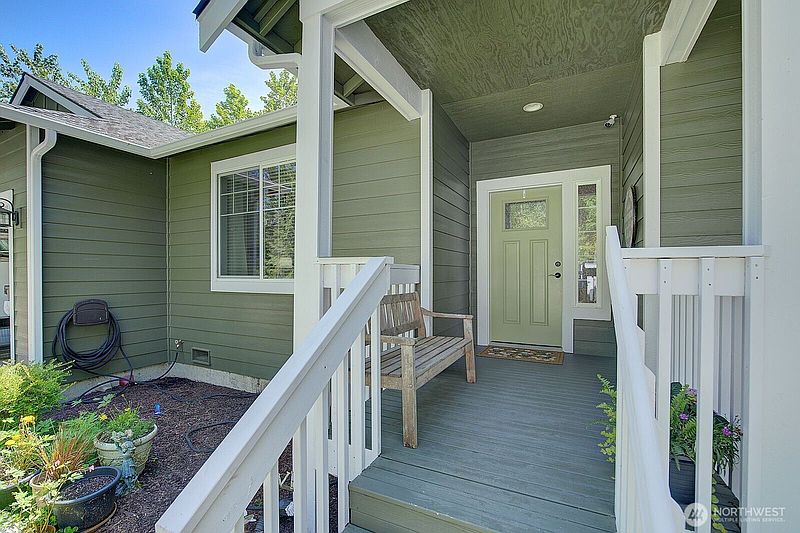 3rd image of 16716 24th Street SE