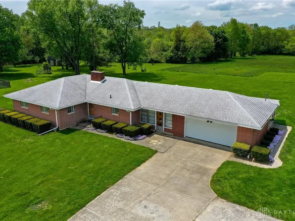 9767 Ferry Rd, Waynesville, OH 45068