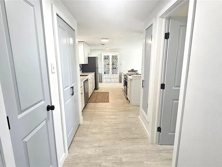 1210 S Maryknoll Rd — Photo 25