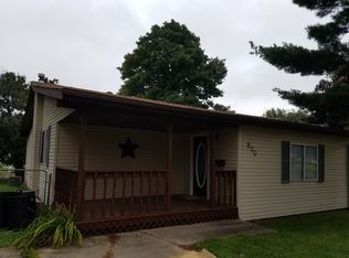 800 Dewey Ave, Kewanee, IL 61443