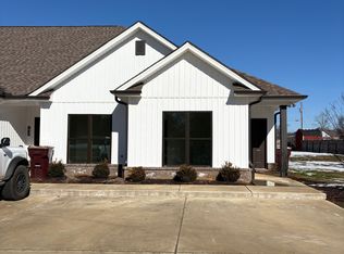 22935 Harold St, Athens, AL 35613