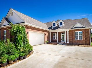 871 Breeding Ave, Cookeville, TN 38501