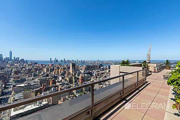 Sold by (Legacy) Elegran | media 24