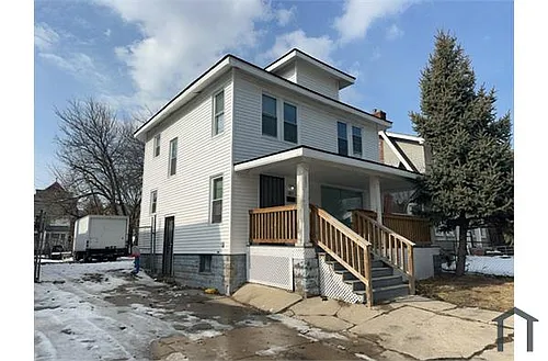 15011 Fairfield St Photo 1