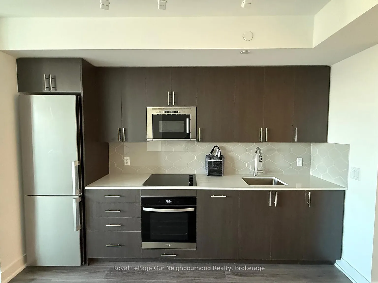 1 bed, $2,000 — Photo 2