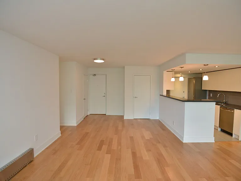 36 Castle Frank Rd — Photo 18