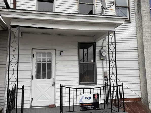 103 N Maple St, Mount Carmel, PA 17851