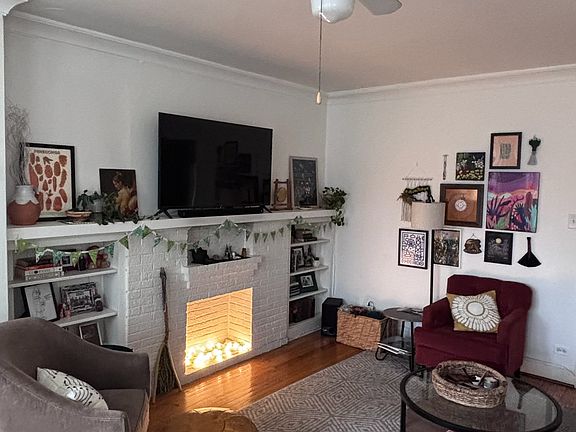 2nd image of 5007 N Winchester Ave #3