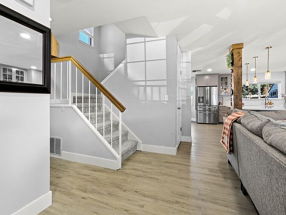 4th image of 2193 Atrisco Cir