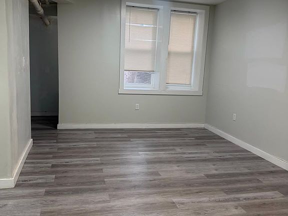 3rd image of 131 S Harrison St APT B2