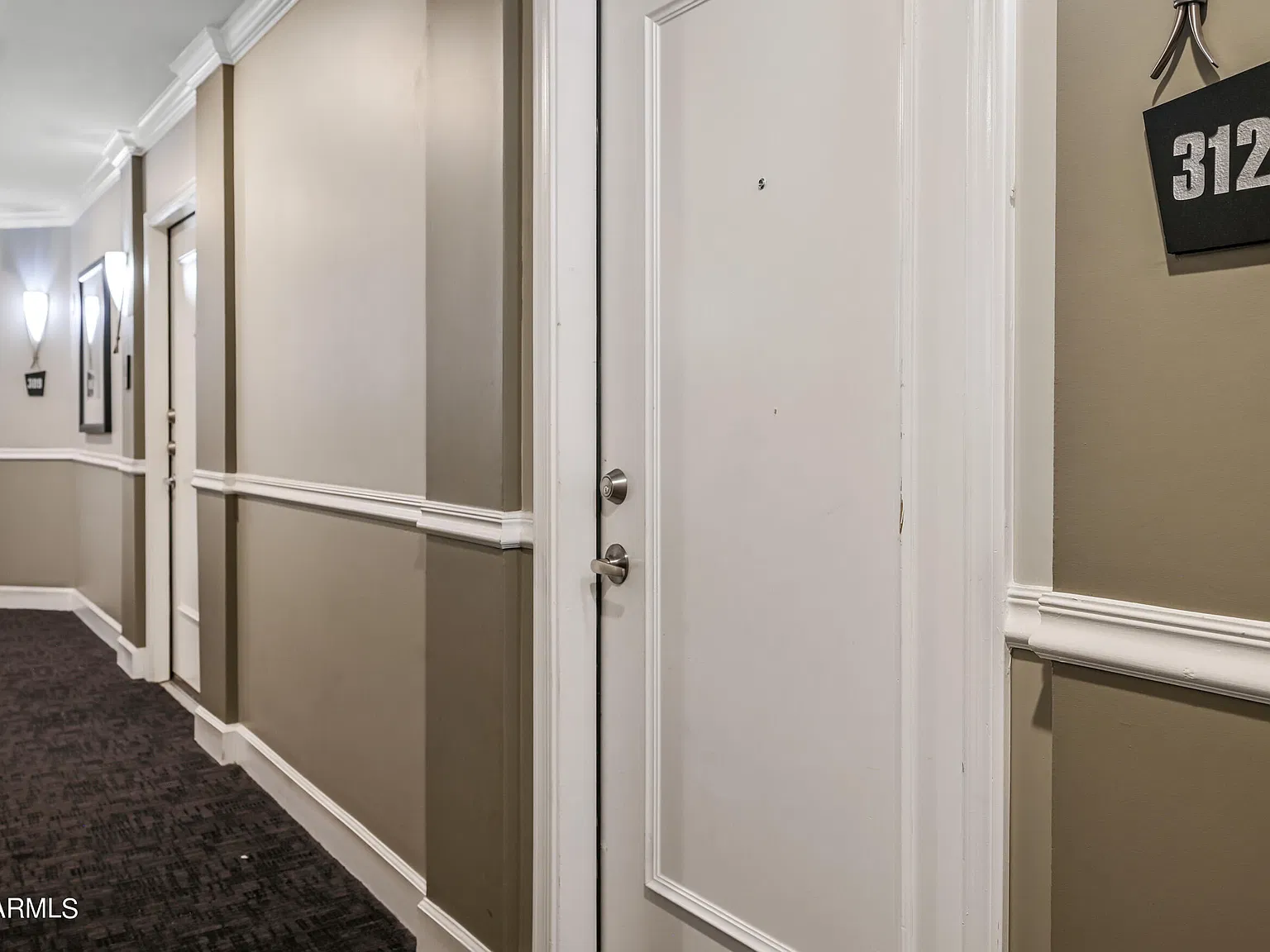 1 bed, 1.0 bath, 569 sqft, $1,200 — Photo 2
