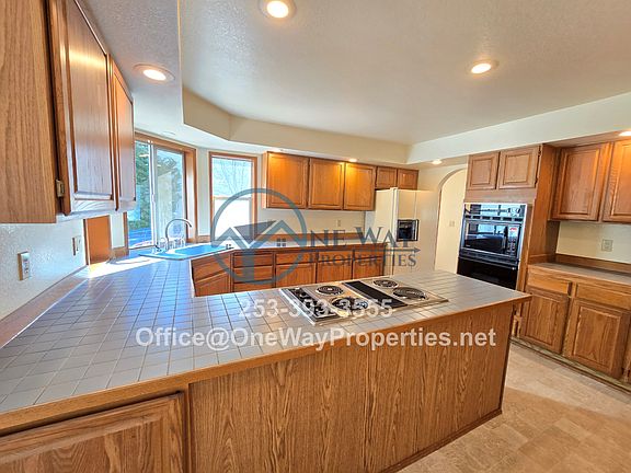 5th image of 2855 Chambers Bay Dr