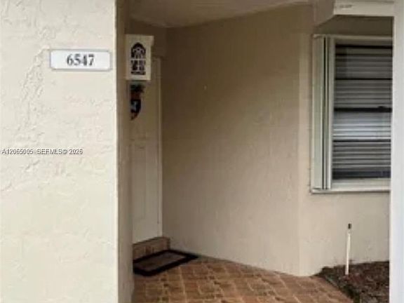 3rd image of 6547 NW 170th Ter