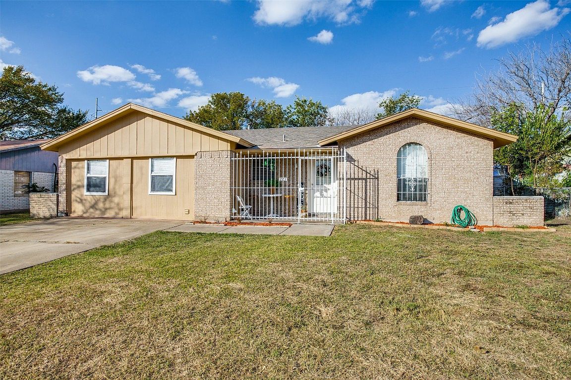 221 Buie Dr, Everman, TX 76140 Zillow