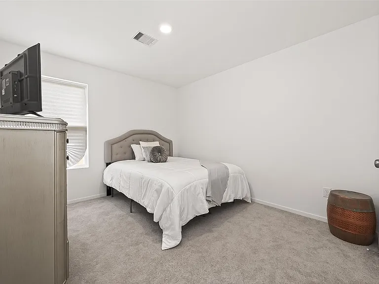 6014 Sherman Lakes Dr — Photo 28