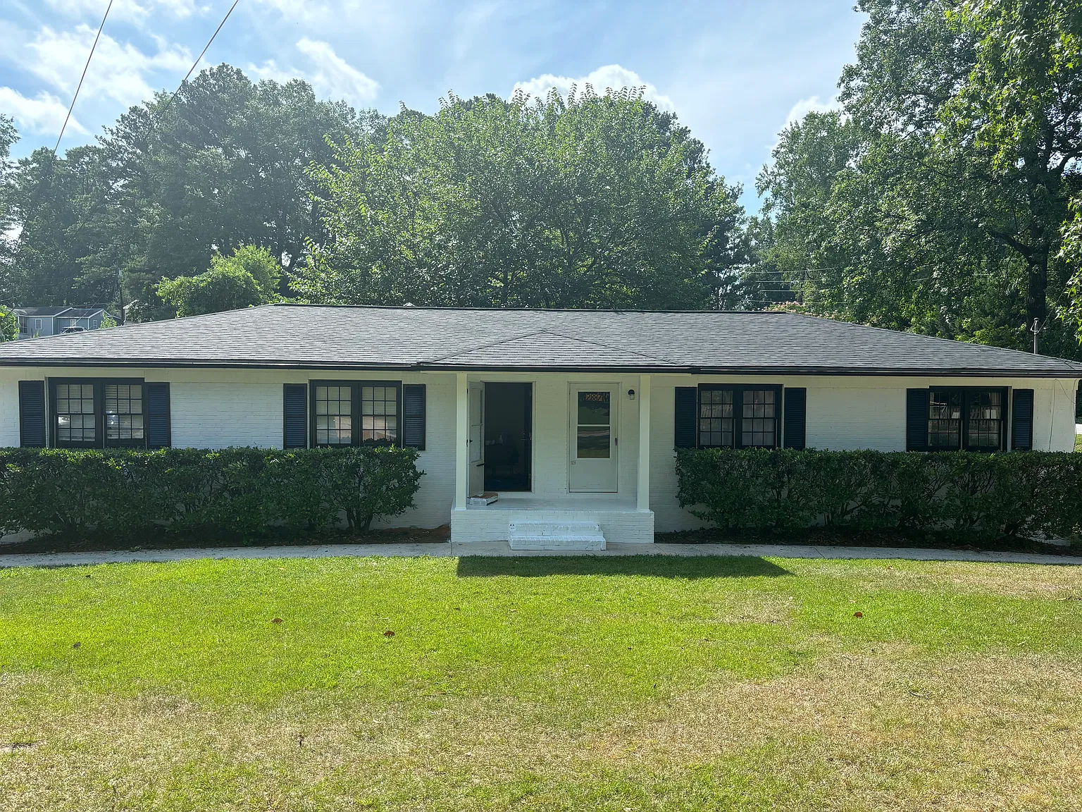 2 bed, 884 sqft, $1,950 — Photo 1