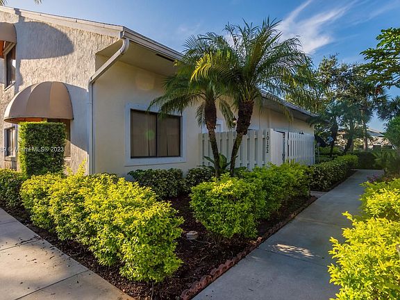 3rd image of 10122 NW 33rd Pl Unit 10122
